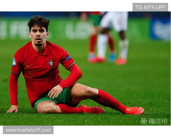 中场核心维蒂尼亚本赛季传球次数破百成五大联赛唯一球员 中场核心维蒂尼亚本赛季传球次数破百成五大联赛唯一球员